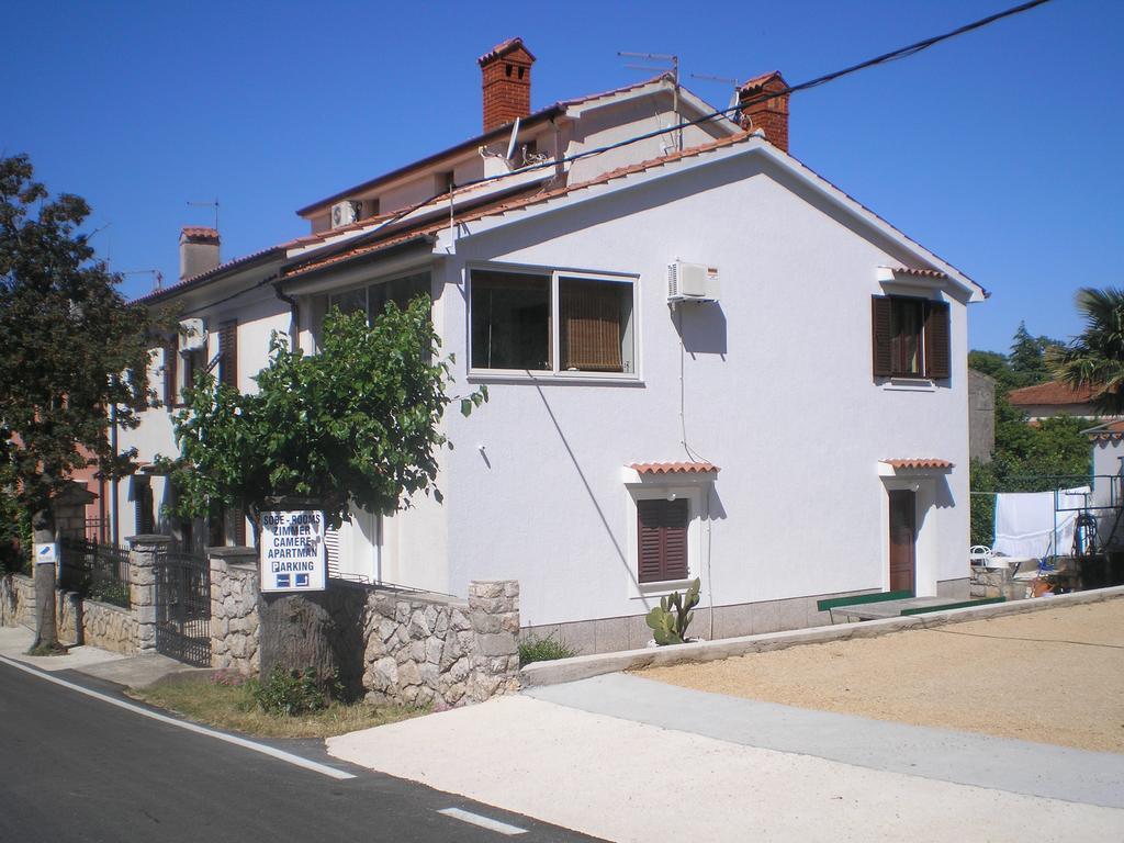 Rooms Ester Cres Zewnętrze zdjęcie