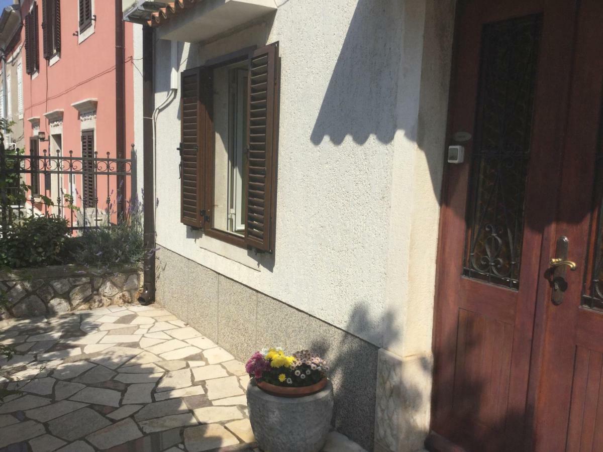 Rooms Ester Cres Zewnętrze zdjęcie